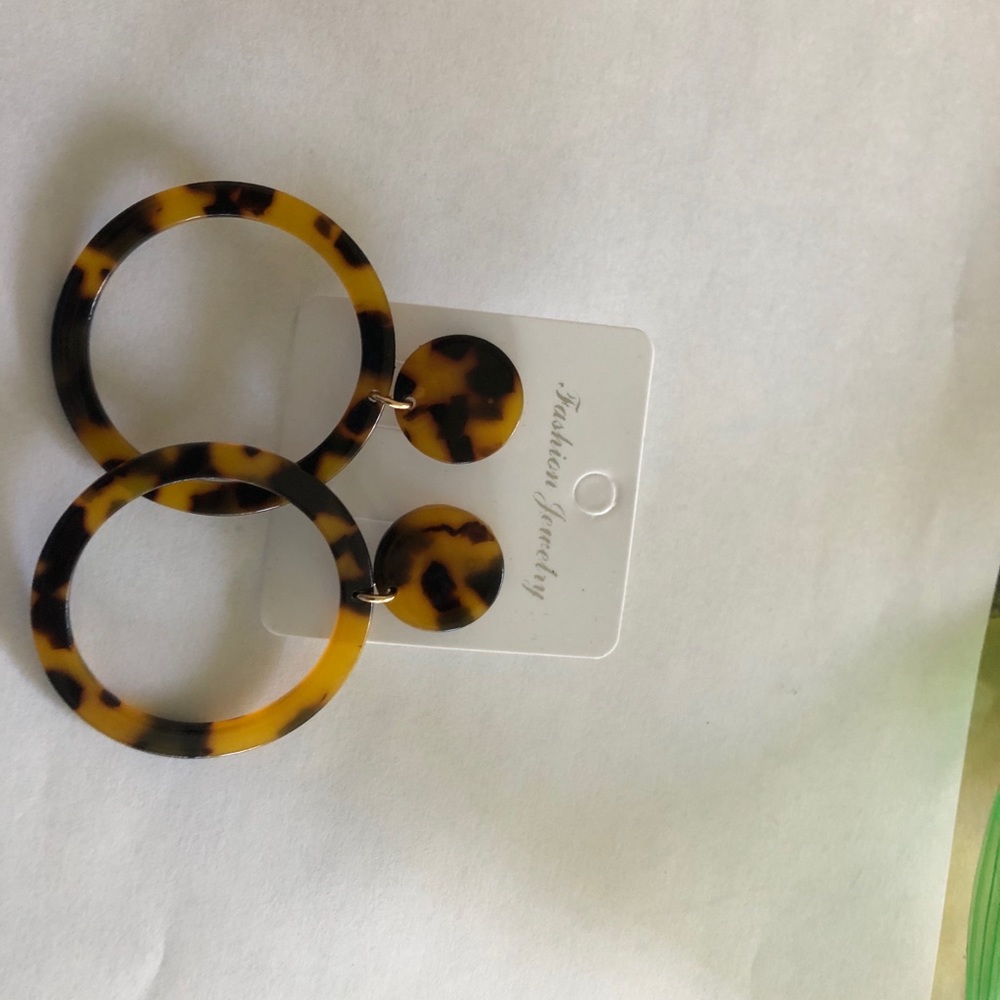 Plastic hoop dangle earrings